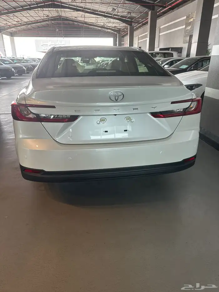 كامري اي 2025 بنزين 9