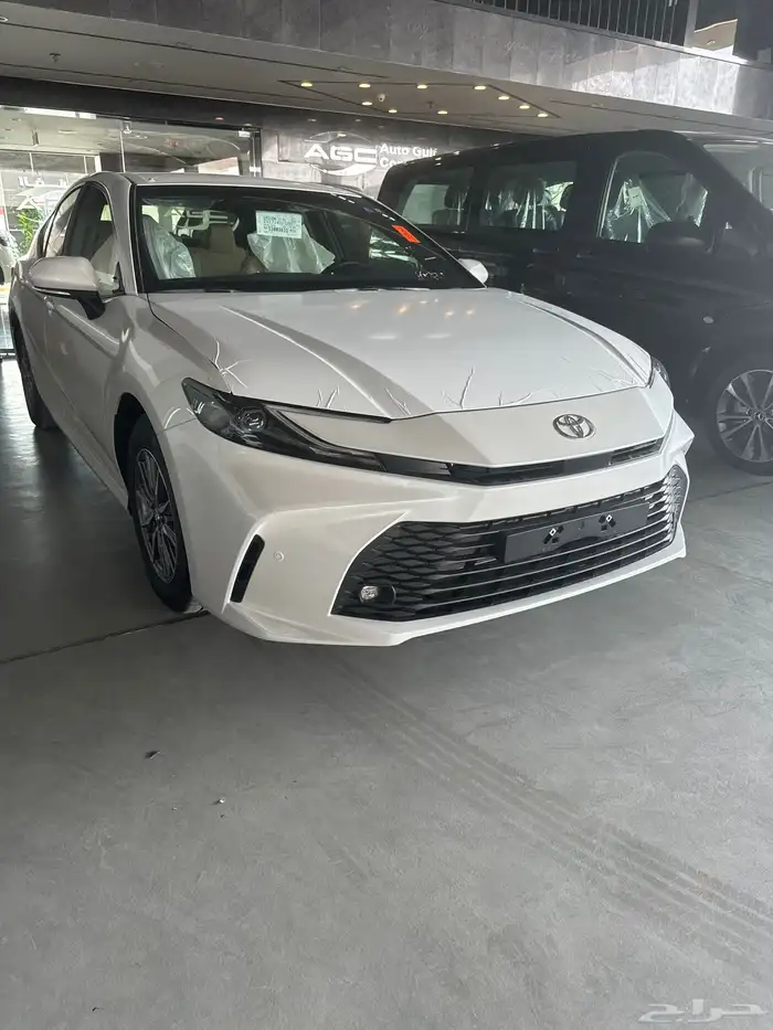 كامري اي 2025 بنزين 11