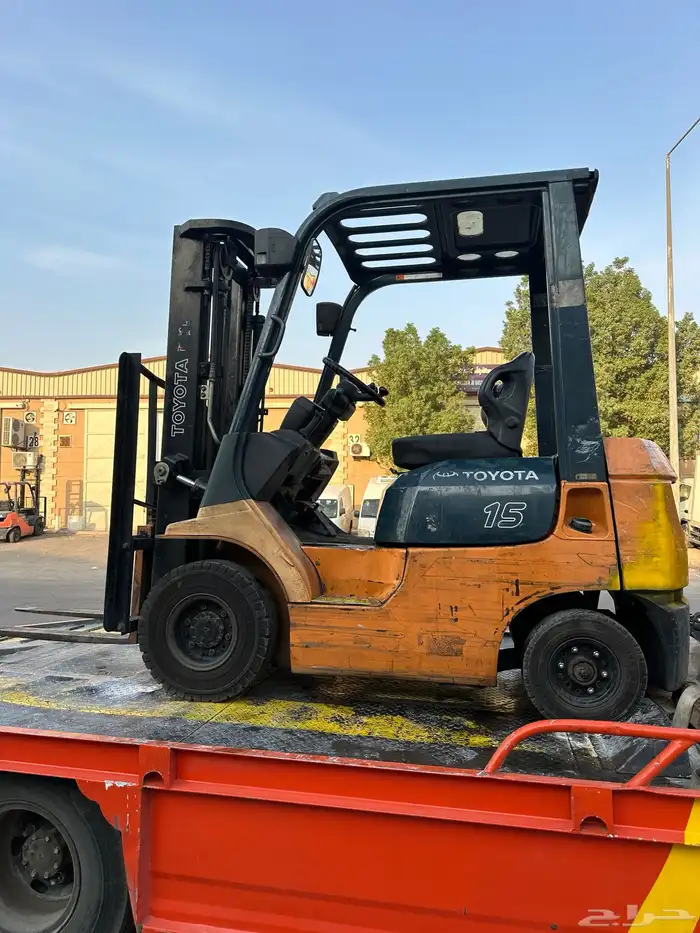 رافعة شوكية 10 طن سفتي كامل للإيجار متوفر 3 حبات اجار 1