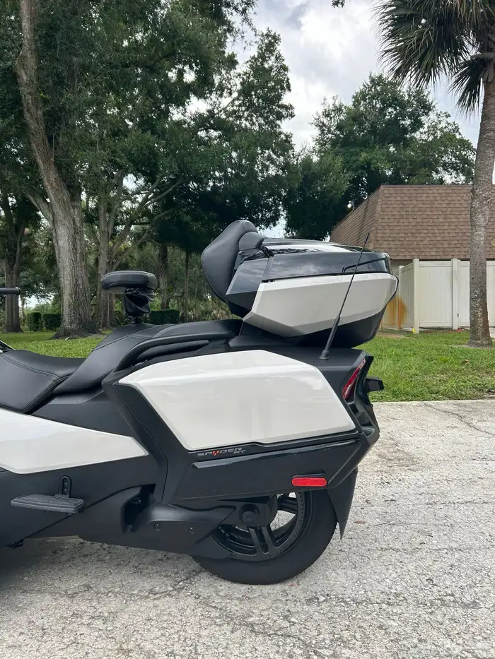 2020 Can-Am Spyder RT limited 6