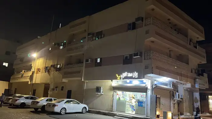 للبيع عمارة في الاعمدة قريبة من الحرم 1