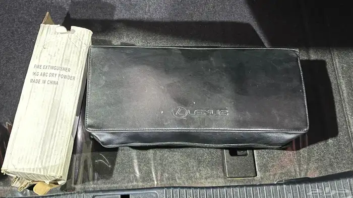 لكزس Es 350 مخزن ممشى 80K (( مباع )) 12