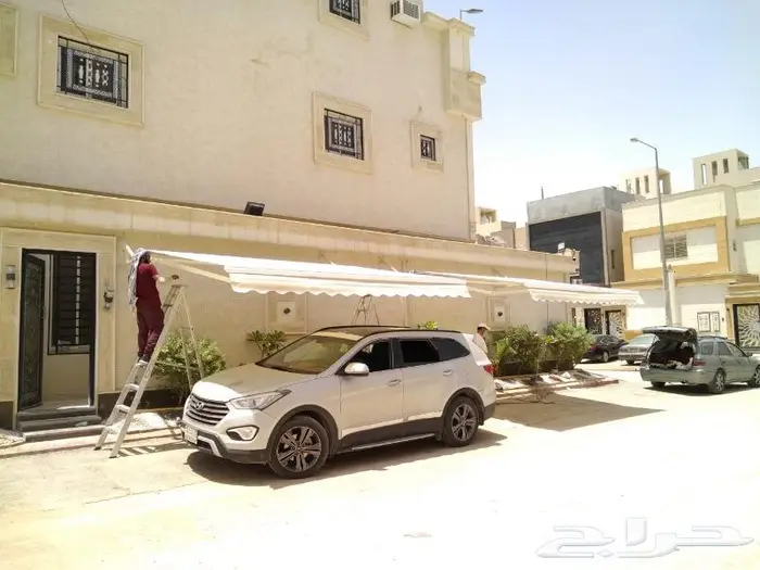 مظلة كهربائية للسيارة 2025 افضل انواع مظلة سيارة متحركة 4