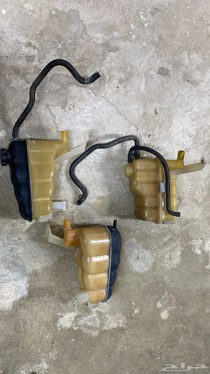 قربة موية المساحات وقربة موية الاديتر اصلية من 2007 - 2014 1