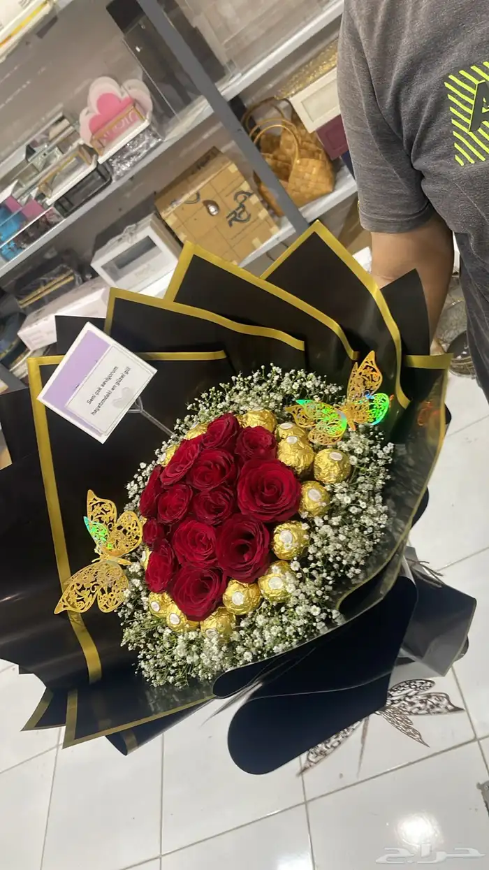 تجهيز هدايا وبوكسات ورد مع كيك 5