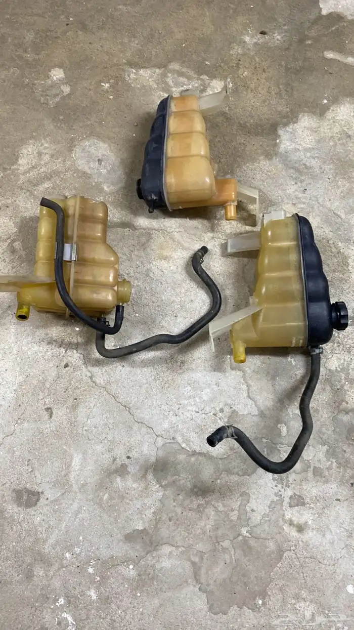 قربة موية المساحات وقربة موية الاديتر اصلية من 2007 - 2014 3