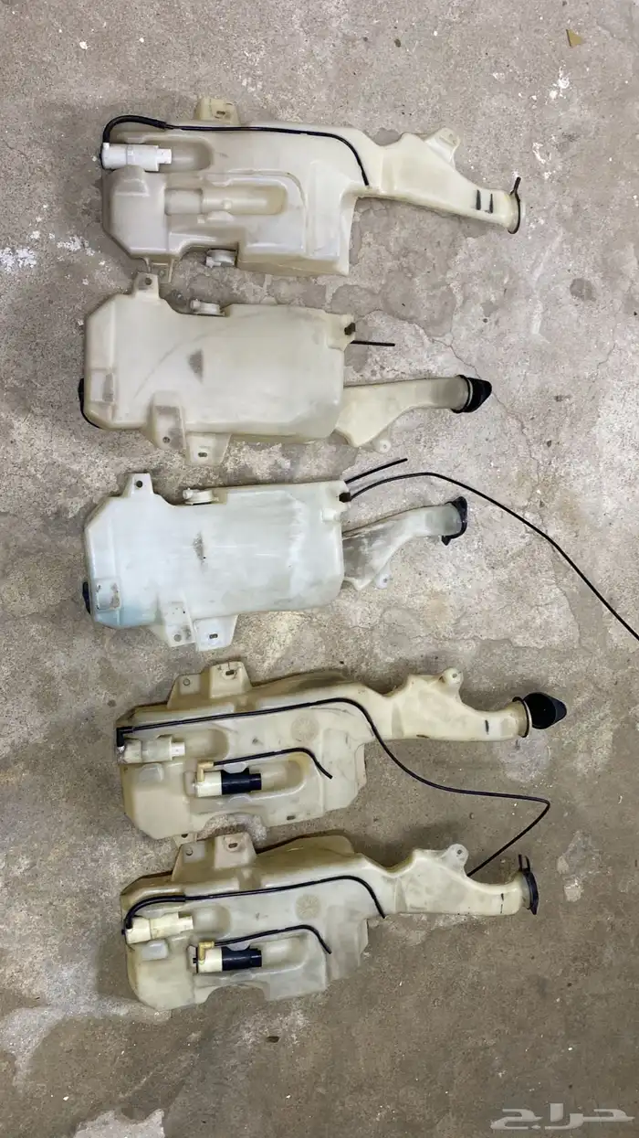 قربة موية المساحات وقربة موية الاديتر اصلية من 2007 - 2014 0