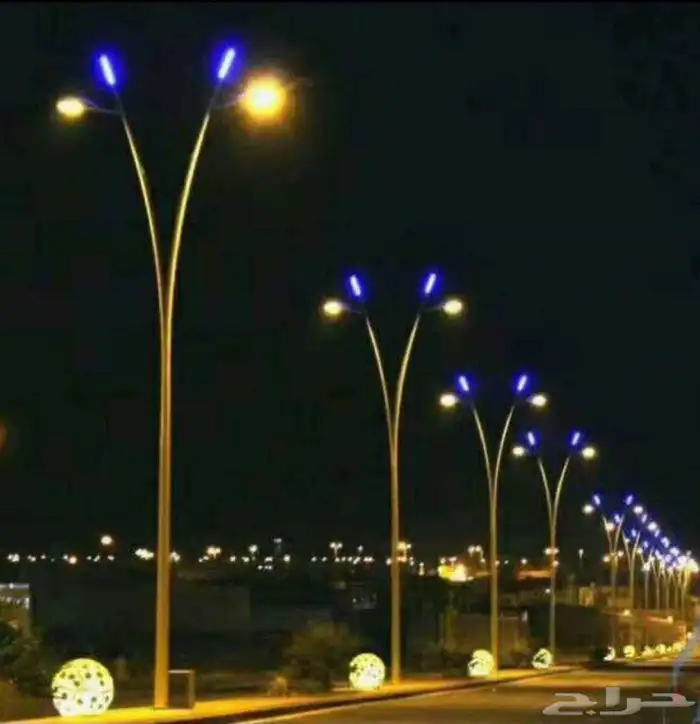 اعمدة شوارع وكشافات وقواعد خرسانيه 8