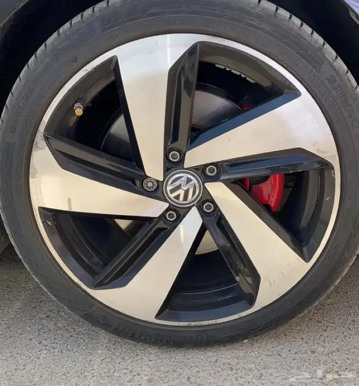 جنوط فولكس واجن قولف GTI 7.5 2