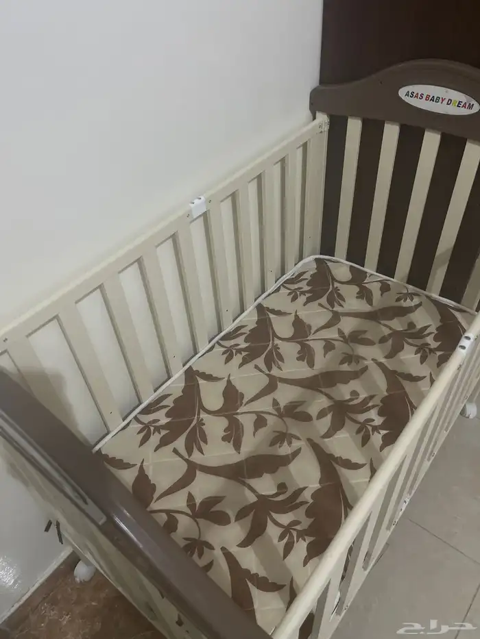 سرير اطفال 0