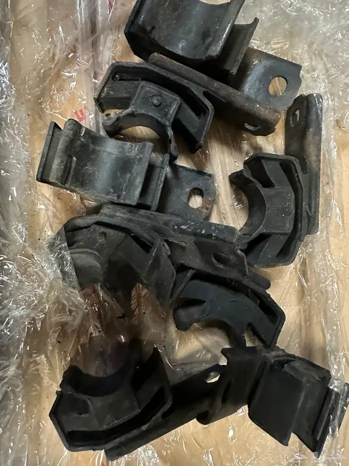 متجر لبيع قطع غيار لكزس LS430 2