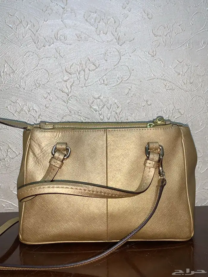 شنطة نسائية كوتش 3