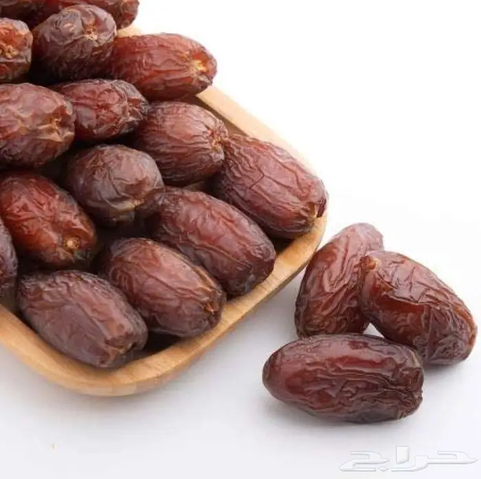 أجود أنواع التمور المدينية من أرض طيبة للعالم 3