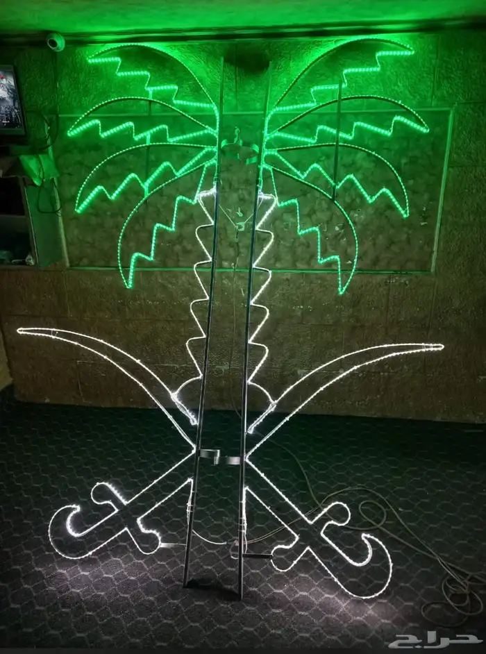 اعمدة شوارع وكشافات وفوانيس وقواعد خرسانيه وأعمدة ديكورية 1