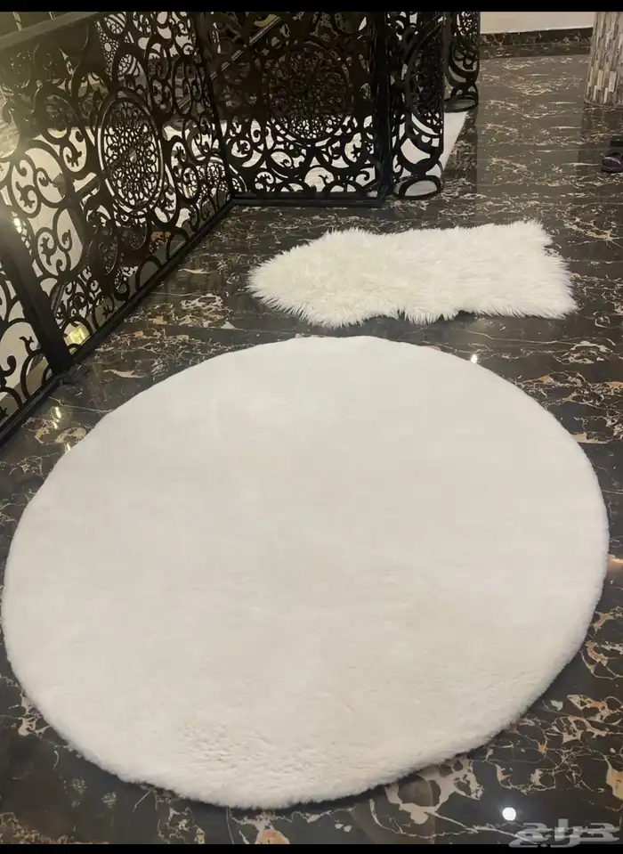 مفرشه فروا نضيفه جدا 0