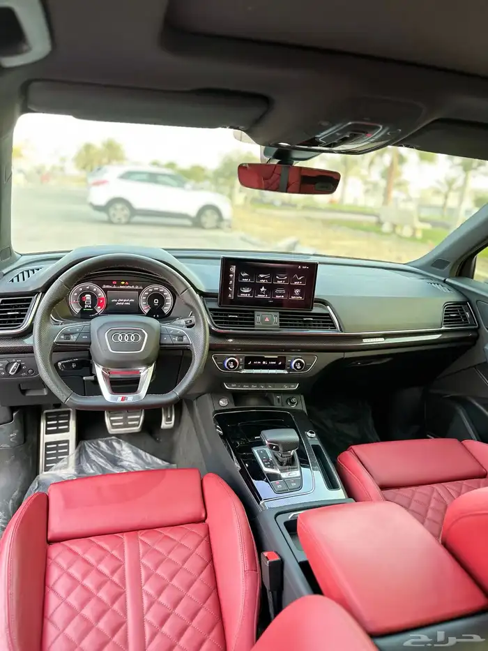اودي SQ5 سبورت 8