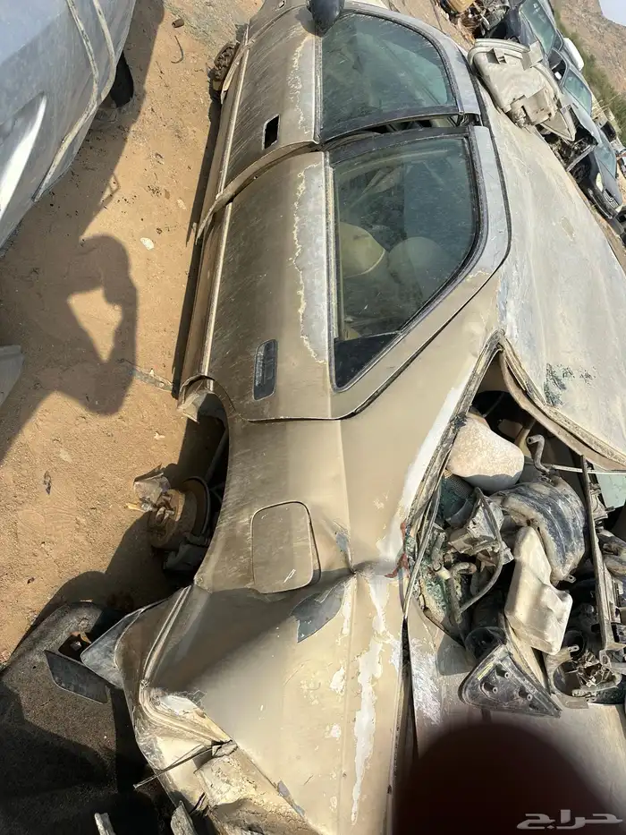 كامري موديل 2000 تشليح قطع غيار فقط 1