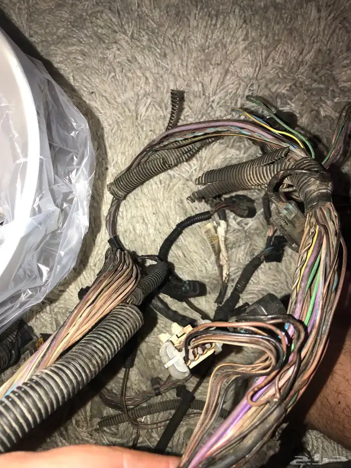 تجديد واصلاح علبه فيوزات و ضفاير السيارات 16