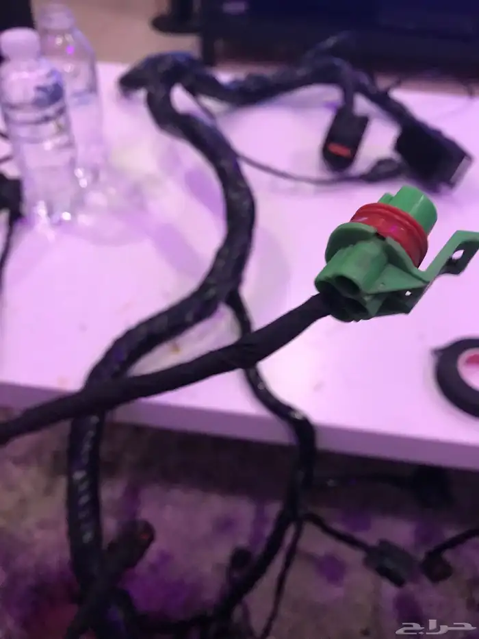 تجديد واصلاح علبه فيوزات و ضفاير السيارات 22