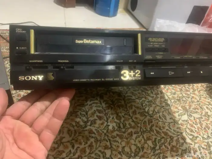 فيديو سوني ياباني قديم تراث انتيكا تحف شريط صغير يحتاج صيانة 1