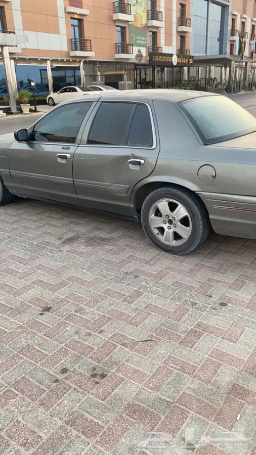 فورد فكتوريا 2004 عليه مكينه 2010 0