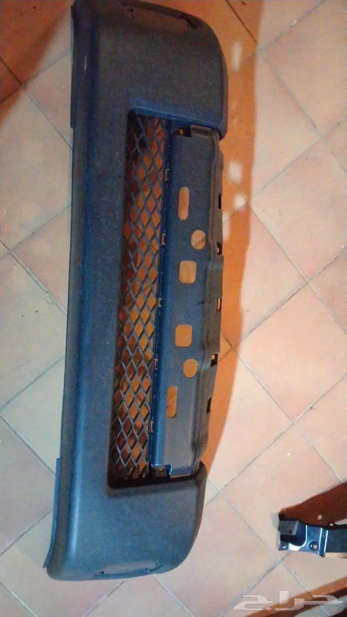 للبيع قطع تويوتا اف جي جديد 2