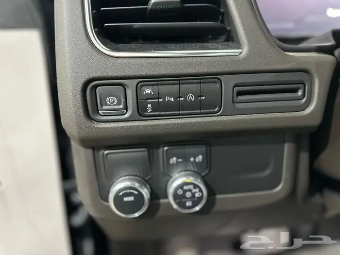 جي ام سي يوكن طويل SLE 2024 بدون دبل جديد 9