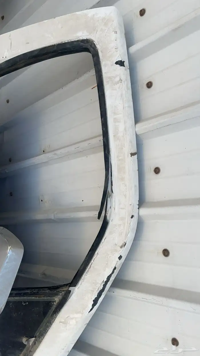 باب ددسن امامي يمين المعاون باب خلفي يمين ديكور باب 6