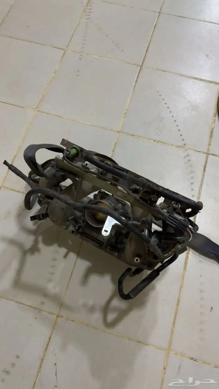 قطع غيار نيسان اورفان ونفارا 14