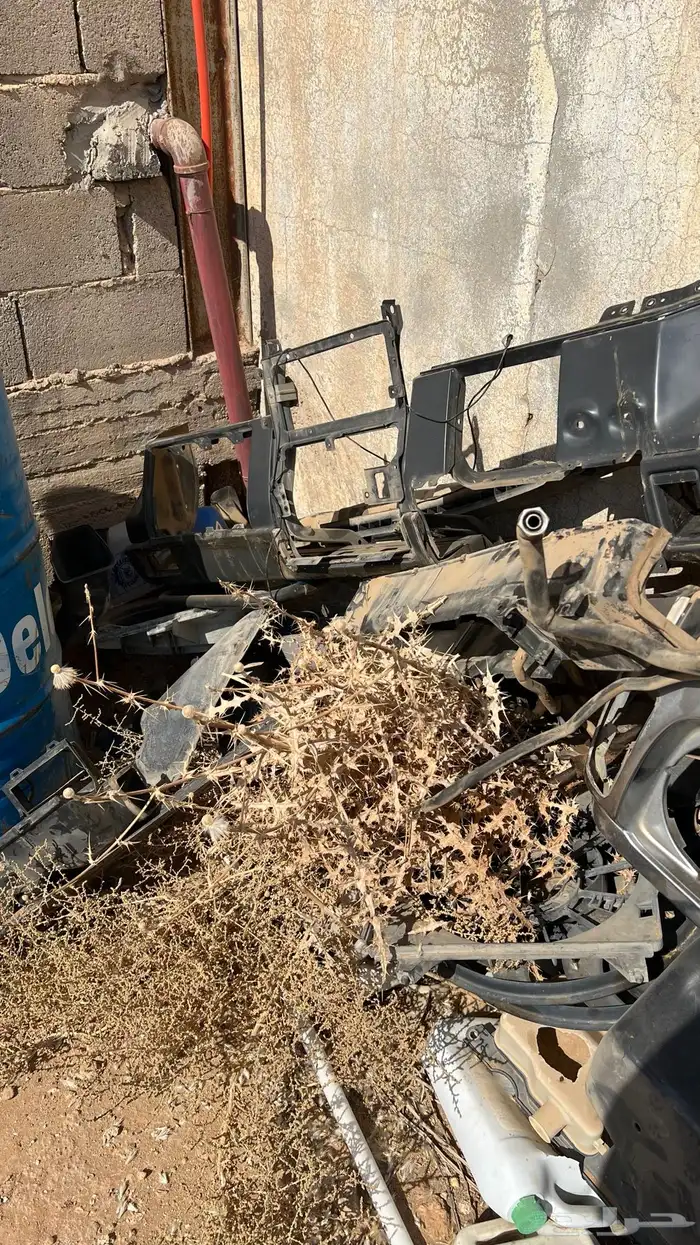 قطع جيب باترول 92 تشليح الموقع ساجر 6