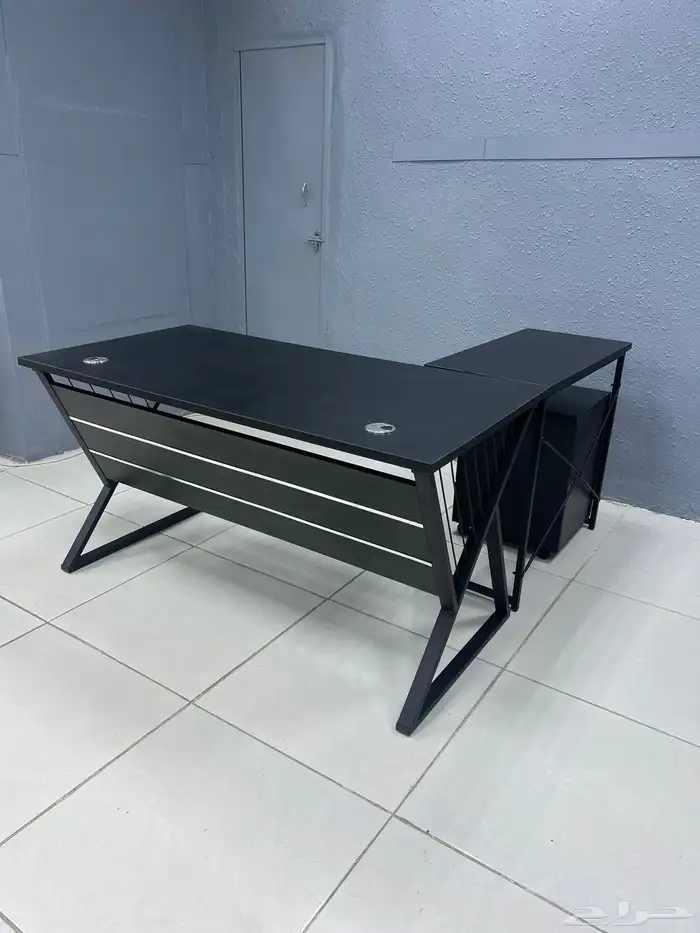 مكاتب إدارية خشب 16