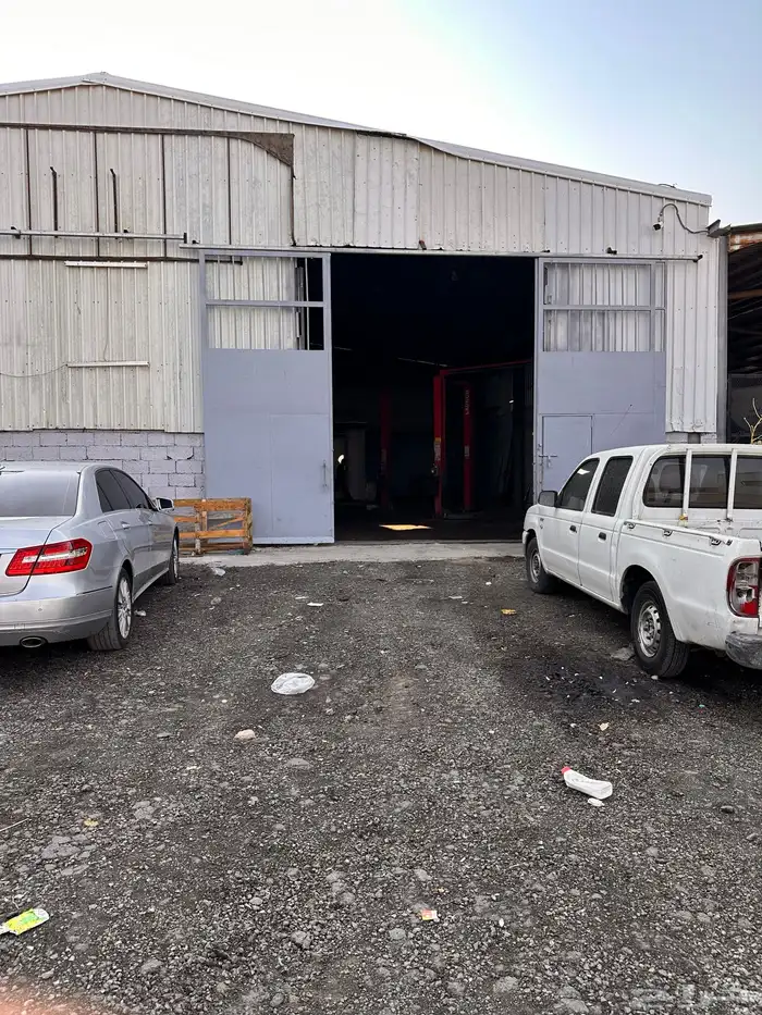 ورشة المحترف لصيانة جميع السيارات 1