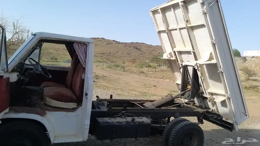 قلاب ديهاتسو موديل 78 نظيف 1