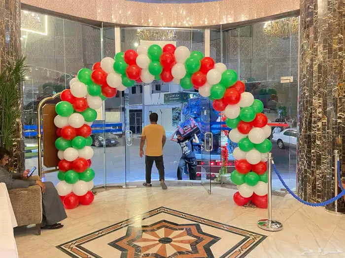 أقواس بالونات بألوان هوائية 10