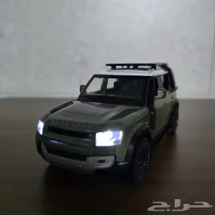 مجسم كامل دقيق للسيارة Defender 5