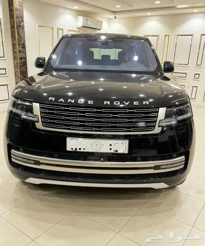 ايجار سيارات فخمه وعائليه باليوم وبالساعه 3