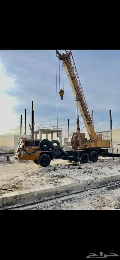 Crane for daily and monthly rent throughout Riyadh 9