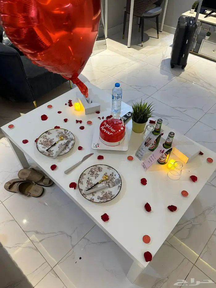 تزين غرفه ورد بالونات ميلاد زواج ذكرى 21