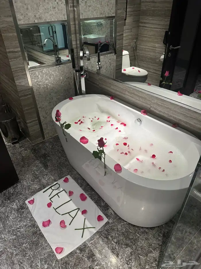 تزين غرفه ورد بالونات ميلاد زواج ذكرى 6