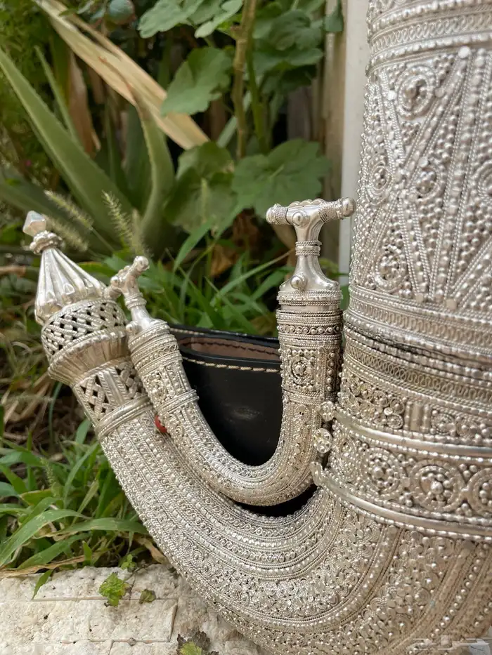 خنجر فضه هدهد سبأ من أندر النوادر 8