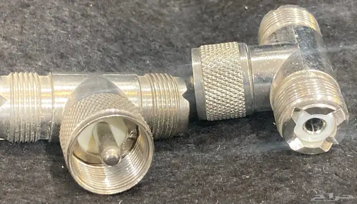 ملحقات أصليه للآيكوم أو أي أجهزة مراسلات لاسلكية 7