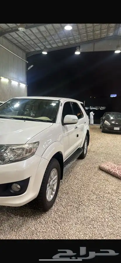 فورتشنر 2015 شبه الصفر مخزن 5
