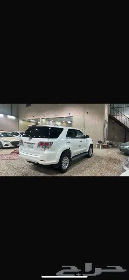 فورتشنر 2015 شبه الصفر مخزن 2