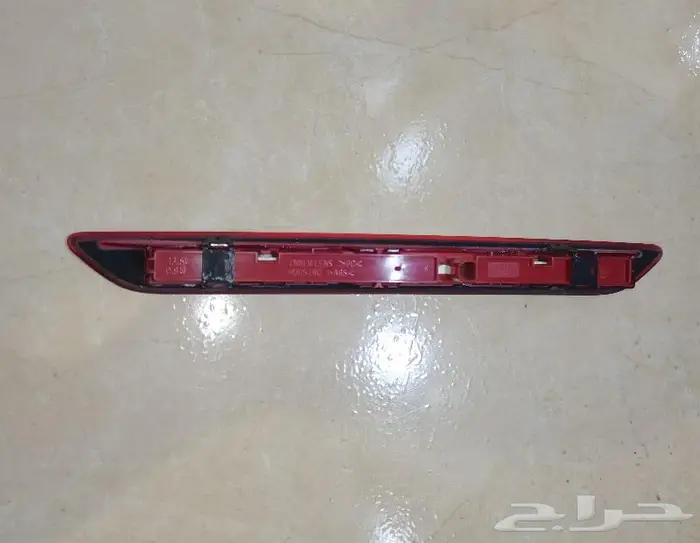 اسطبات الشنطه يسار واللي بالنص فورد فوكس 2014 6