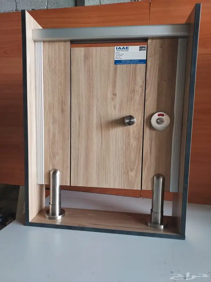 تركيب قواطع الحمامات ولاابواب فينو ليك جميع مناطق المكلمه 10