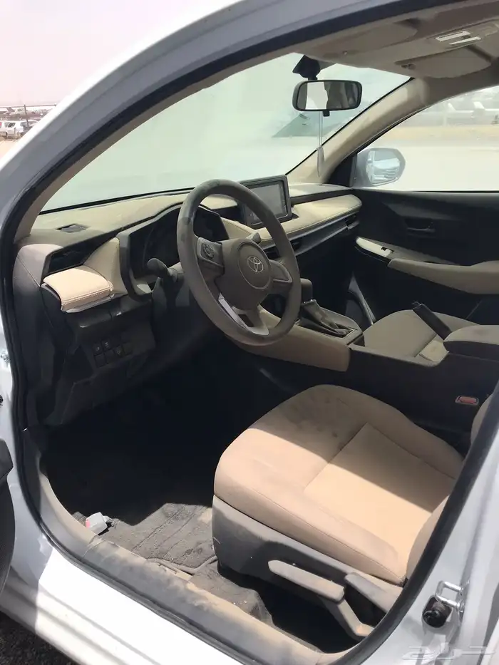 تشليح قطع غيار تايوتا يارس موديل 2024 4