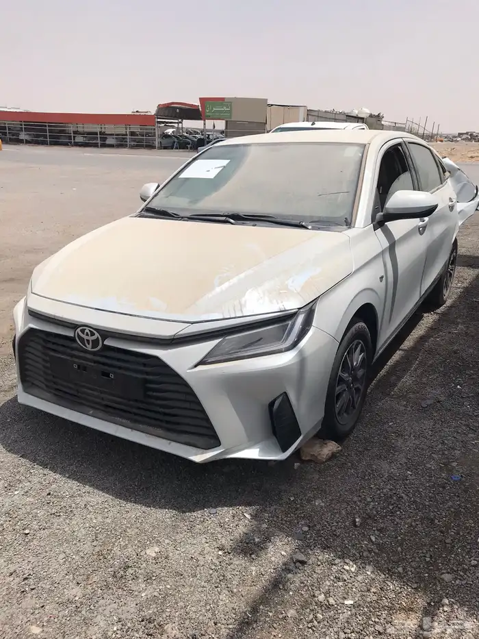 تشليح قطع غيار تايوتا يارس موديل 2024 2