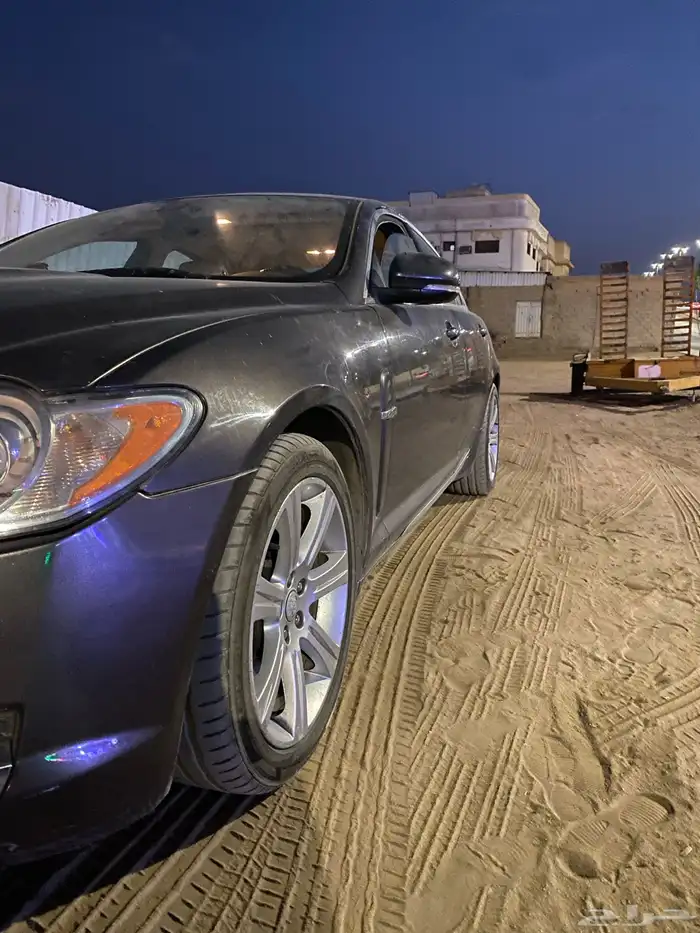 جاكوار 2010 xf 12