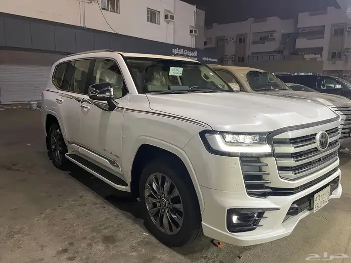 شمعات لاندكروزر 2022_2023_2024 شكل الفل كامل 7