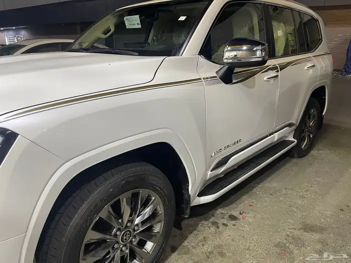 شمعات لاندكروزر 2022_2023_2024 شكل الفل كامل 6